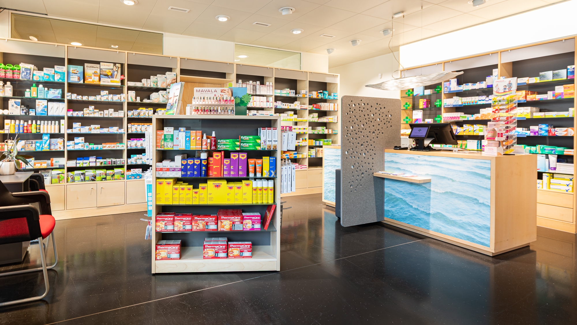 Vinzenz Apotheke Eiken nach Umbau